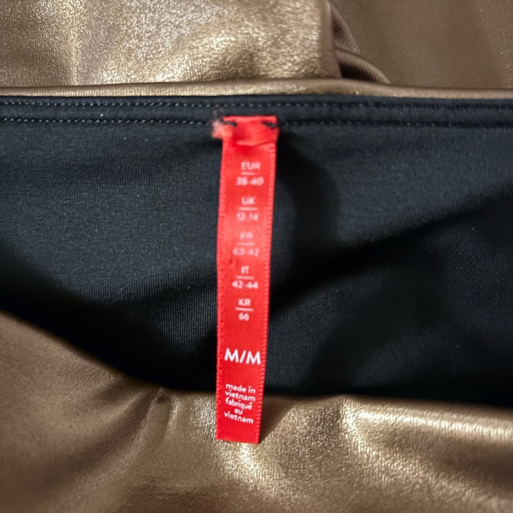 SPANX Leggings Size Medium - Picture 3 of 3